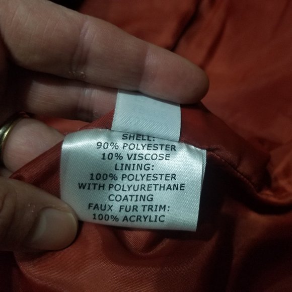 Venus Coat with Faux Fur detatchable hood - Picture 5 of 6